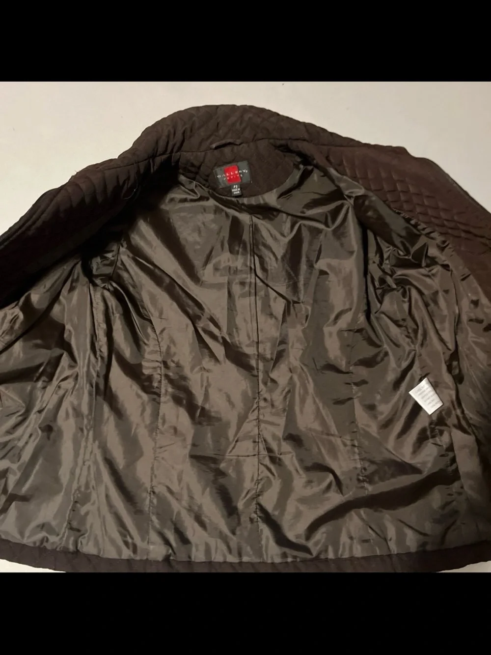 Quilted Zip-Up Puffer Jacket in Dark Brown Size Petite Small